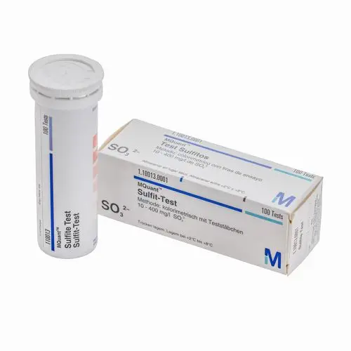 BWT Teststäbchen zur Messung von Sulfit in Flüssigkeiten, geeignet für 100 Tests. Verpackung zeigt Anweisungen zur Durchführung der Tests.